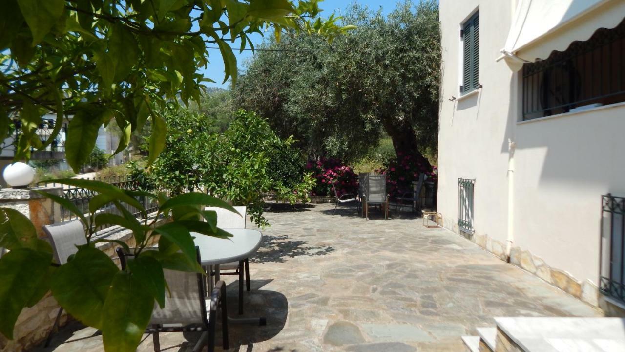 Villa Dimitra Sívota エクステリア 写真
