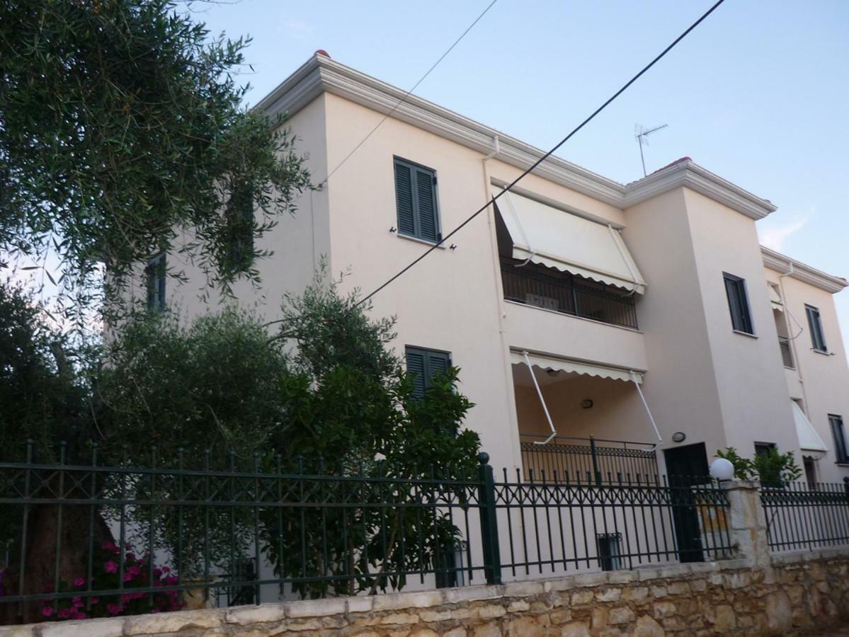 Villa Dimitra Sívota エクステリア 写真